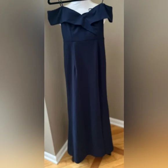 Lulu Off the shoulder Maxi dress XS - Picture 8 of 8